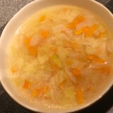 キャベツと玉ねぎとにんじんの中華スープ